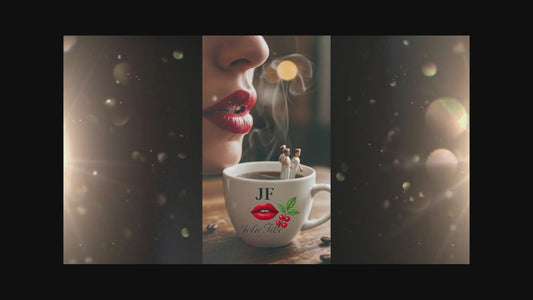 “Jolie Fille Coffee”. Cafe colombiano 100% . 100% Colombian coffee.